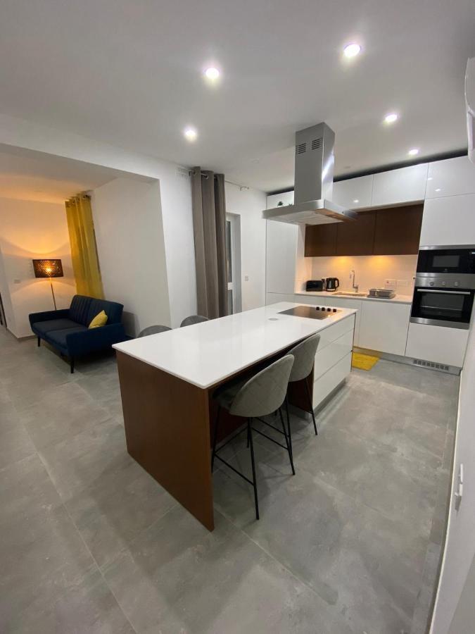 Gzira Two-Bedroom Apartment Kültér fotó