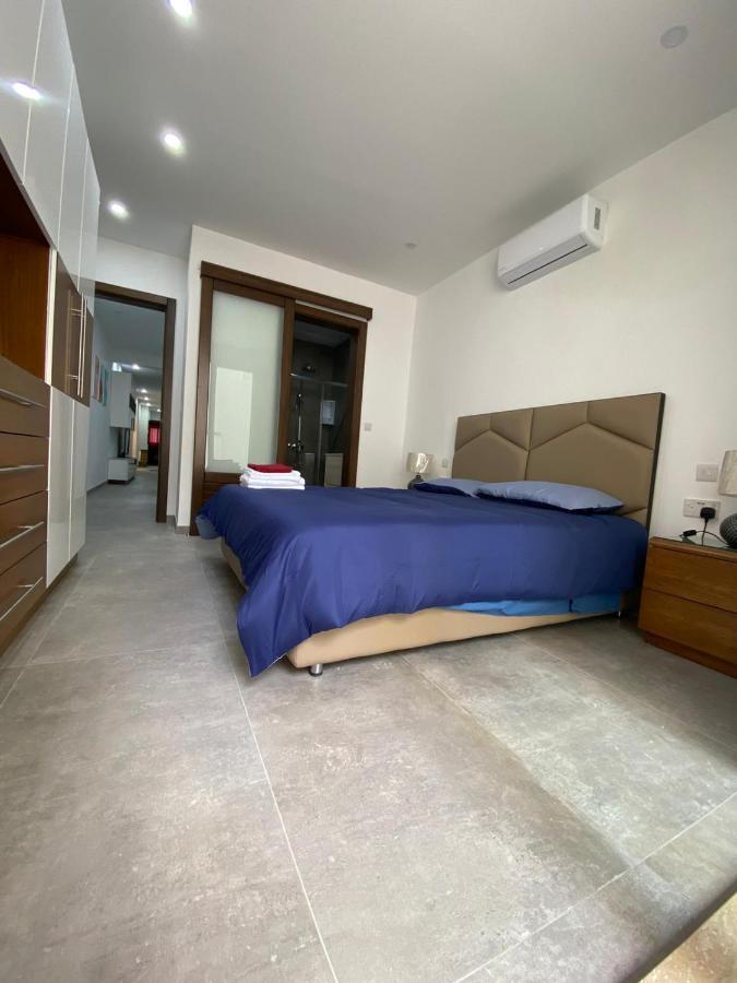 Gzira Two-Bedroom Apartment Kültér fotó